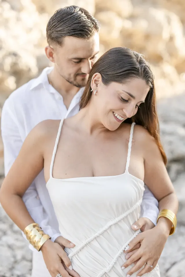 Tender portrait of Nancy and Lucas in Sausset-les-Pins